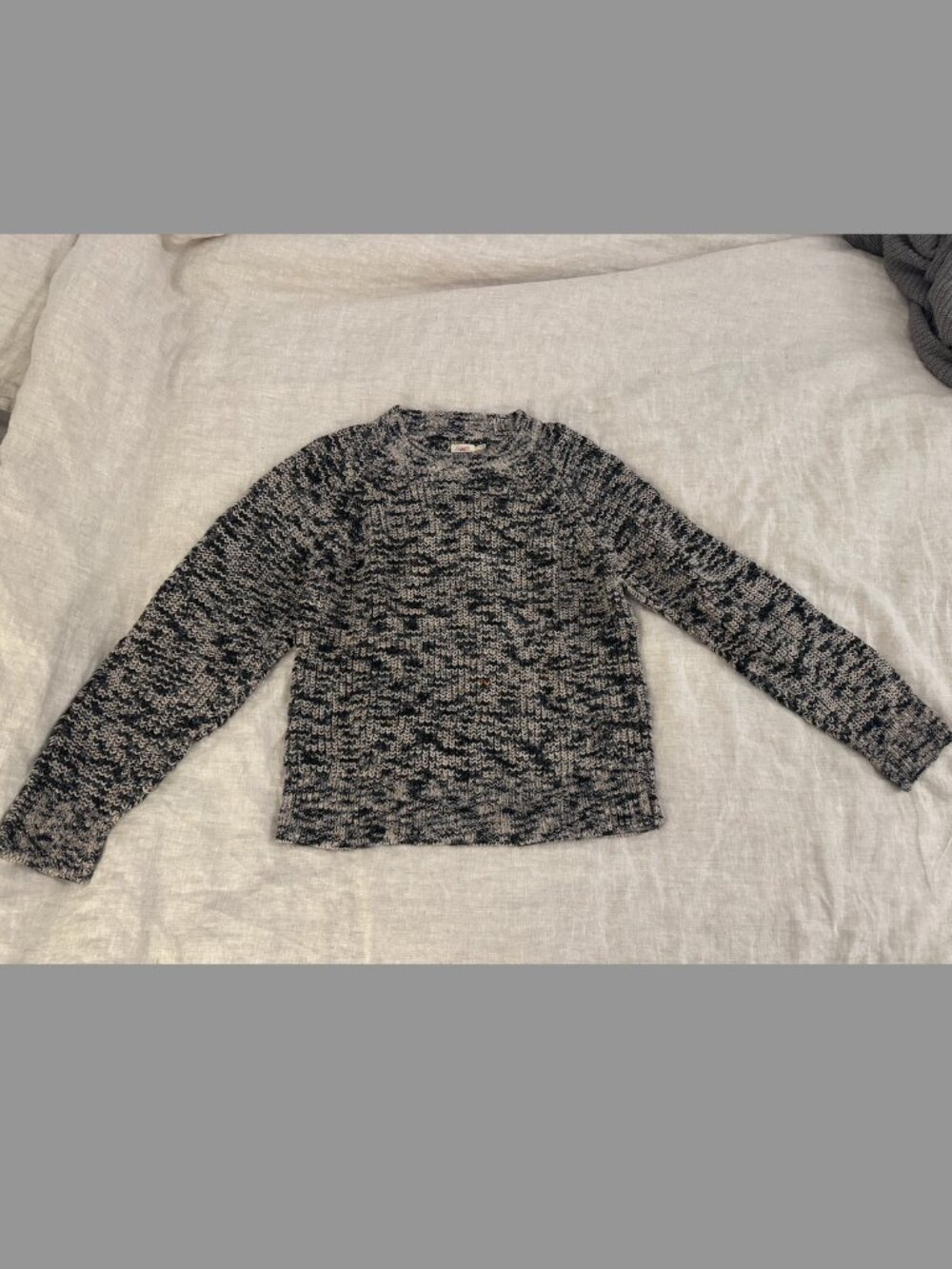 Faherty sweater (M)